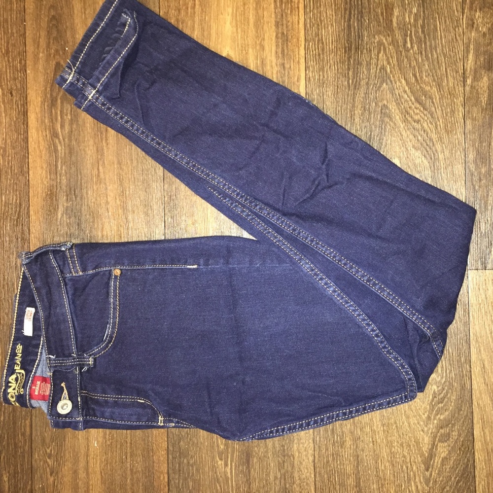 New condition Dark wash jeans! Too big for me!